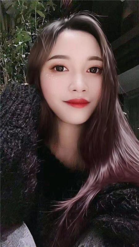 清纯中带点Sao的冰冰，胸器给力36C